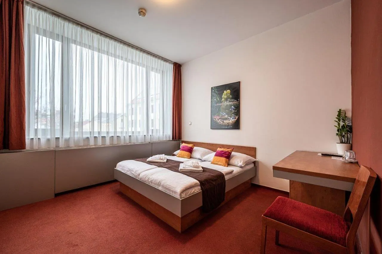 Hotel Ruby Blue Ostrava 4*,