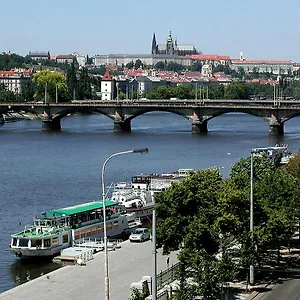 & Royal Standard Hotel Praga